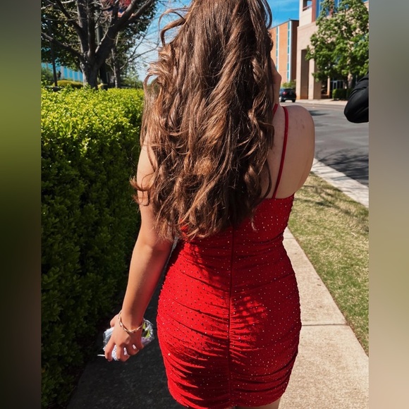 Bella divine homecoming dress - Picture 3 of 5